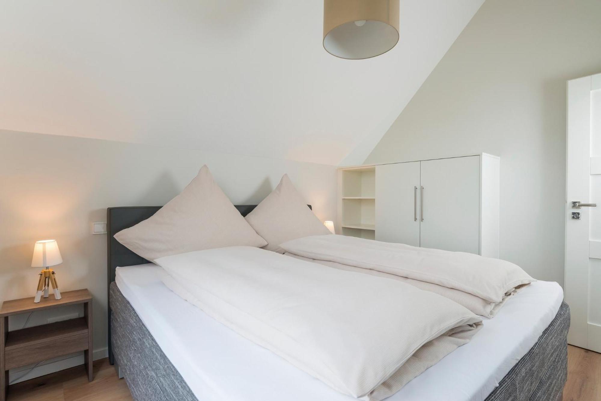 Ostsee - Reetdachhaus Nr 36 "Warder" Im Strand Resort Гайлігенгафен Екстер'єр фото